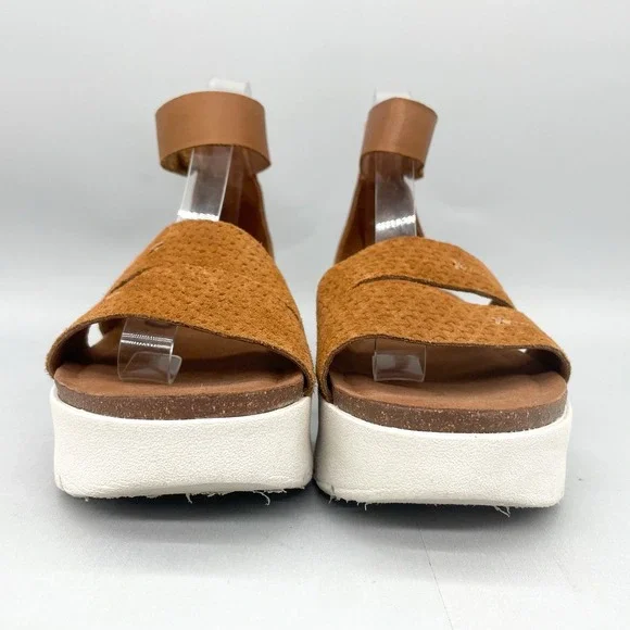 OTBT Womens 9.5M Montauk Sandals‎ Shoes Brown Platform Wedge Ankle Strap Boho - Picture 2 of 13